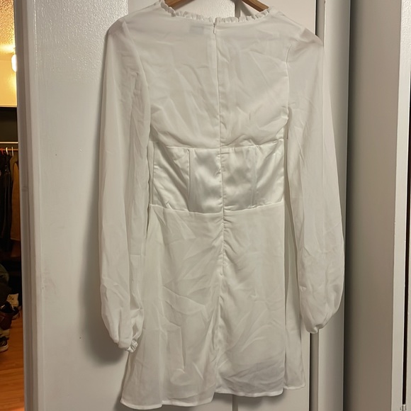 Never-worn Tiger Mist corset mini dress in white 🕊 - Picture 3 of 3